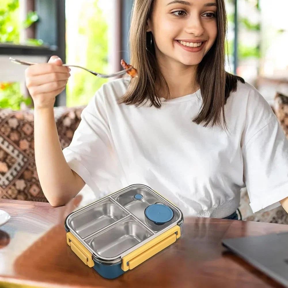 Stainless steel lunch box with 3 compartments and sauce container