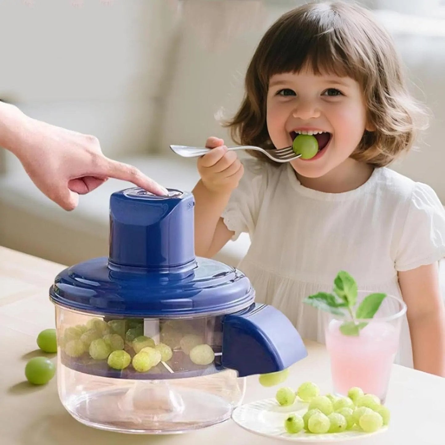 Automatic fruit & vegetable peeler — Efficient, safe & comfortable