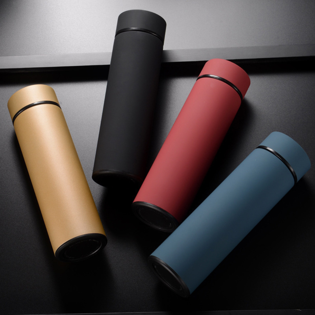 Smart thermos bottle with digital temperature display - TempKeeper