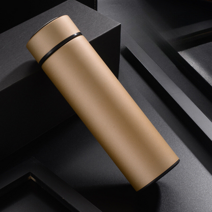 Smart thermos bottle with digital temperature display - TempKeeper